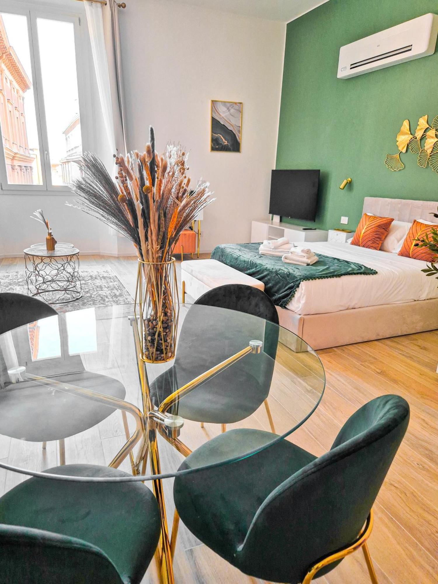 Aviana Suite Bologna Eksteriør billede